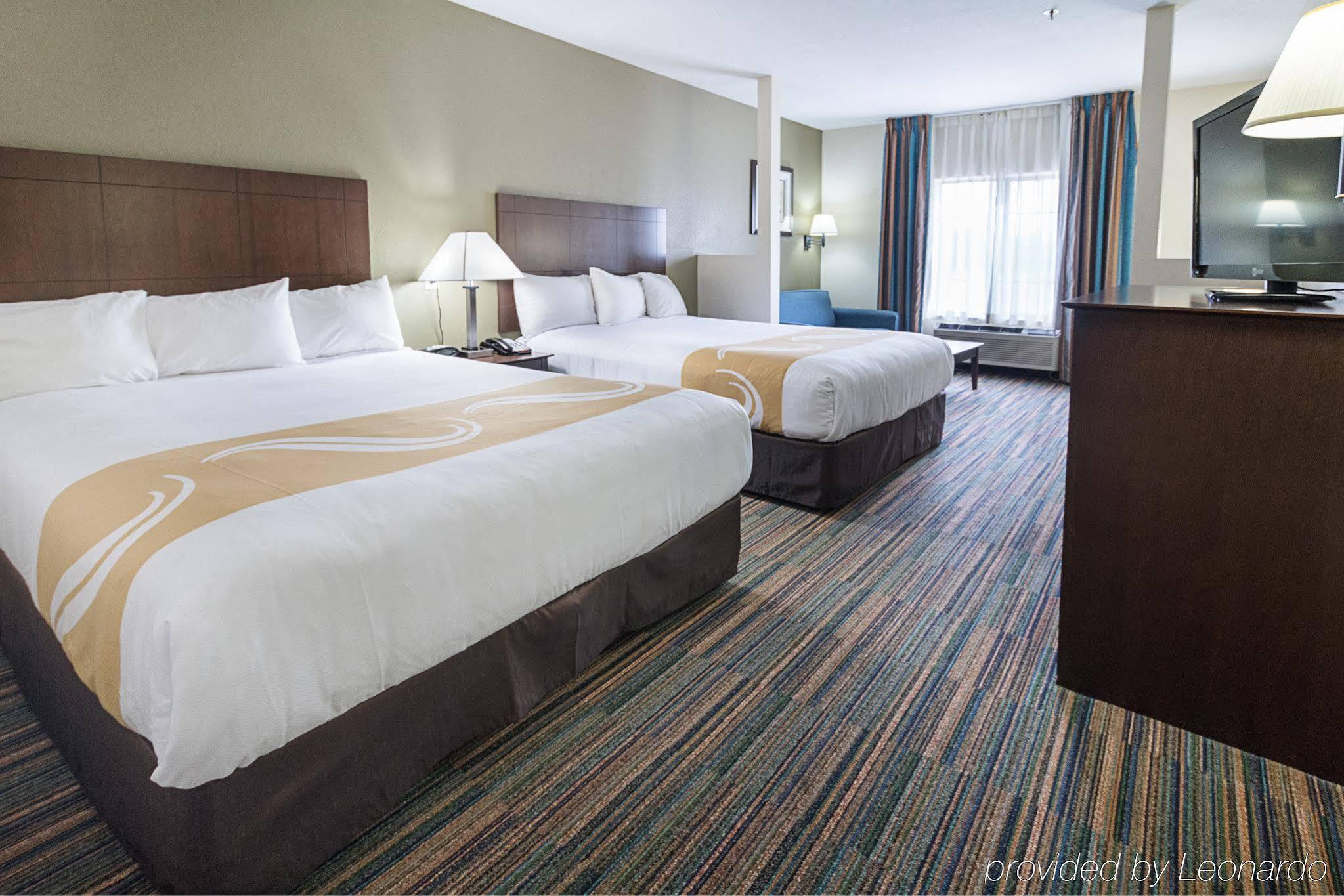Quality Suites Temple Ngoại thất bức ảnh