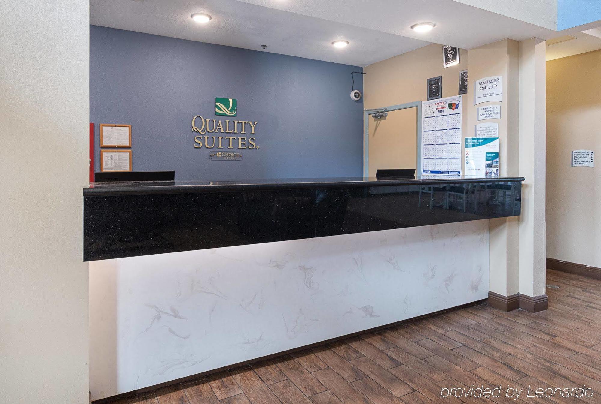 Quality Suites Temple Ngoại thất bức ảnh