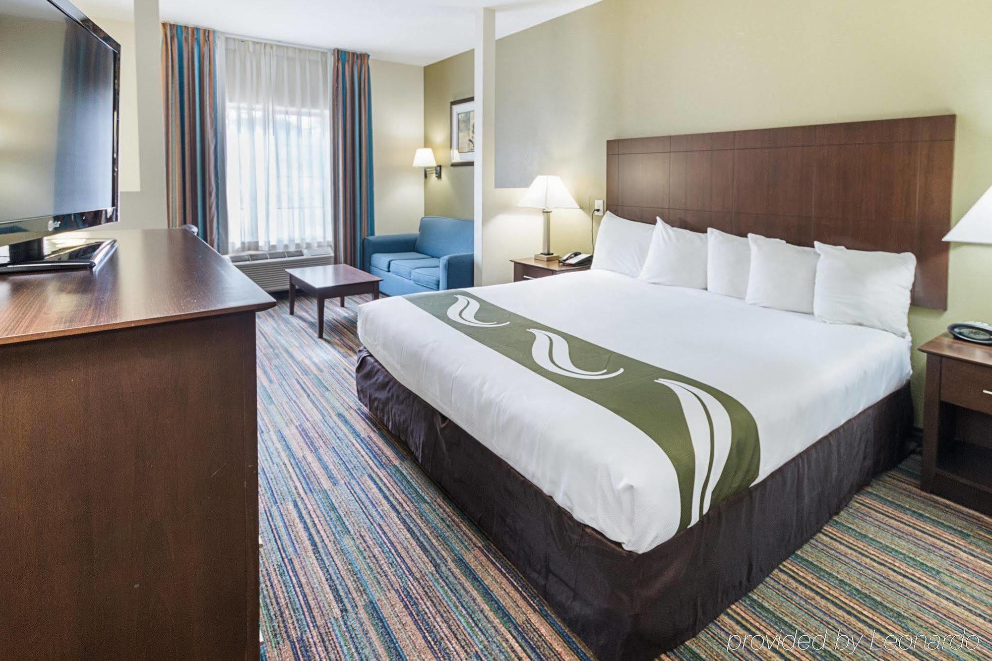 Quality Suites Temple Ngoại thất bức ảnh